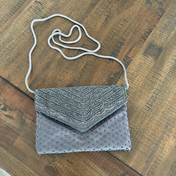 La Regale antique vintage sequined evening bag. Pristine condition.